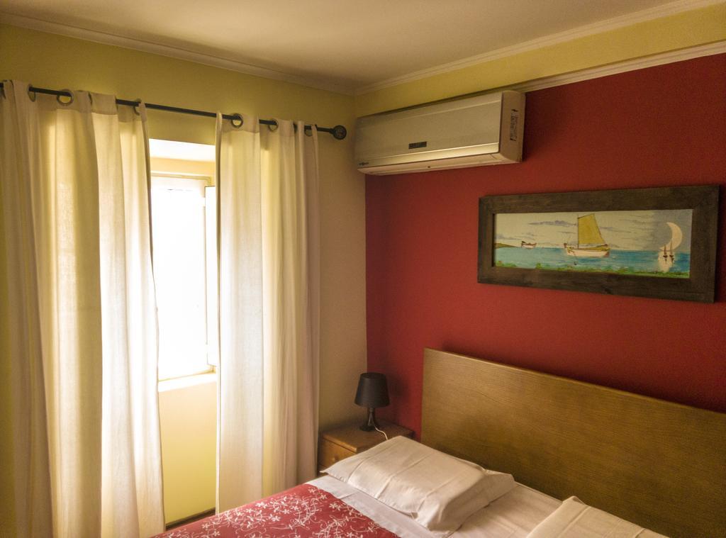 Hotel O Catraio Монтижу Экстерьер фото